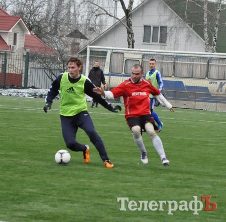 МФК «Кремень» и «Нефтяник» провели внеплановый товарищеский матч