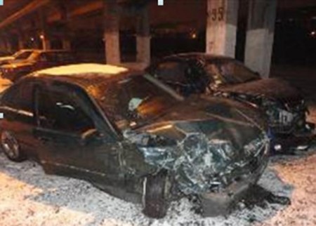 В Комсомольске пьяный водитель «проехался» по припаркованным автомобилям