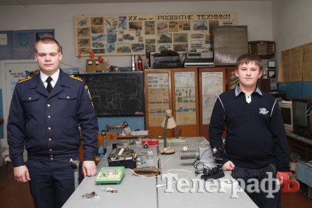 Кременчугские школьники создали приборы для своих учителей и их учеников
