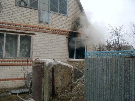 В Кременчугском районе горел частный дом