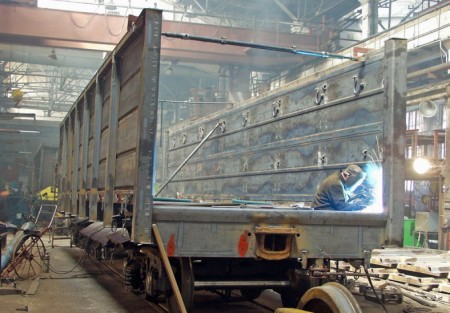 У Кременчуці може зупинитися Крюківський вагонобудівний завод