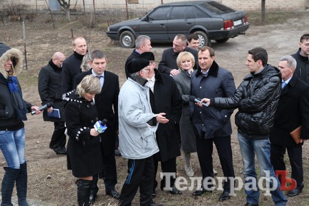 В Кременчуге ликвидируют долгострой, который стал огромной мусоркой (ФОТО)