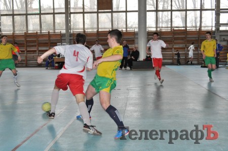 МИНИ-ФУТБОЛ. Результаты матчей, интриги, сенсации и ожидание «золотого» матча