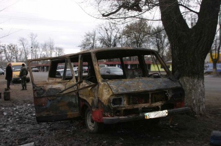 В Полтаве в собственном автомобиле сгорел 26-летний водитель