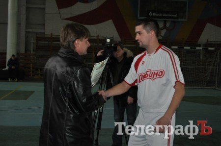 МИНИ-ФУТБОЛ. «Экоэнерго», «Глобино», «Джерело Днiпра» награждены Кубками и «золотом»