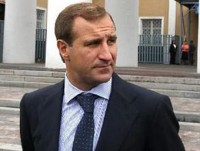 "Шановні кременчужани! Не виїжджайте без особливої потреби своїм автотранспортом на дороги міста", - звернення мера Олега Бабаєва