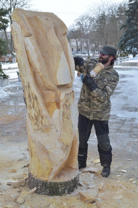 В Миргороде с 30 марта по 1 апреля пройдет фестиваль деревянной скульптуры «Гоголь-парк»