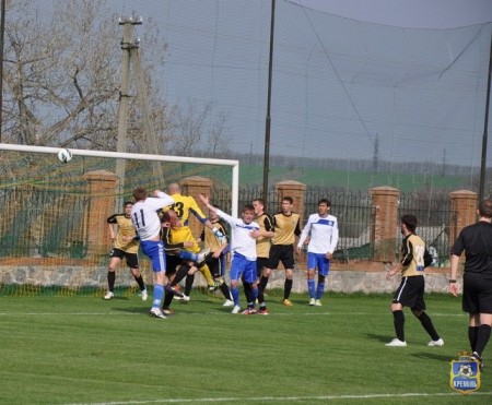 МФК "Кремень" проигрывает, а мечты о I лиге развеиваются...