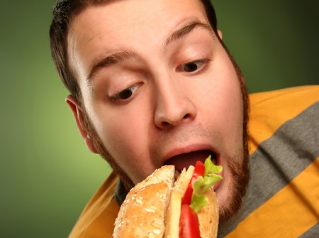 Наодинці з тарганом: кременчужани все частіше скаржаться «Телеграфу» на неякісні продукти Наодинці з тарганом: кременчужани все частіше скаржаться «Телеграфу» на неякісні продукти