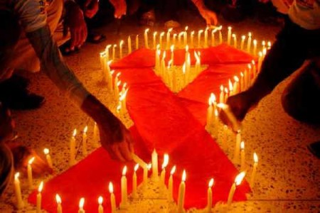 В Кременчуге на набережной Днепра зажгут свечи в память о умерших от ВИЧ/СПИДа