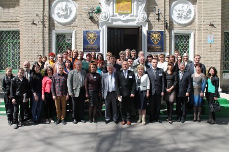 У КІДУ ім. А. Нобеля відбулася VІIІ Міжнародна науково-практична конференція аспірантів, молодих учених та науковців