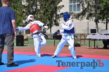 Тхеквондисты Кременчуга покоряли сразу три турнира