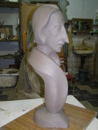 Скульптор з Комсомольська побачив Президента Януковича в образі гоголівського героя, але з комплексами «родом з дитинства»