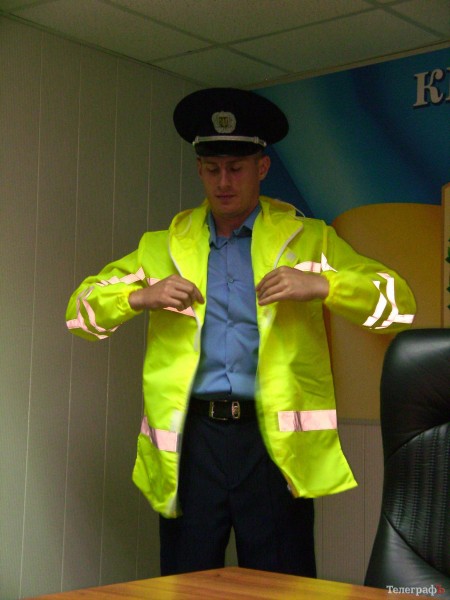 Кременчугские милиционеры испытали новое обмундирование