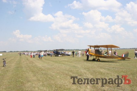 Авиаклуб британского принца покорил кременчугское небо