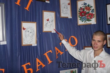 В Кременчугской детской колонии парни пели и плясали, а матери плакали навзрыд