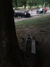 На Молодежном Hyundai въехал в дерево и перевернулся на соседний автомобиль