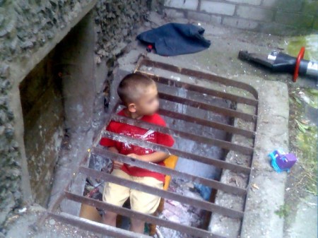 5-летнего кременчужанина вырезали из оконной решетки гидравлическими ножницами