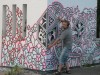 Кременчуцький художник Сергій Брильов закінчив роботу над своїм новим вуличним арт-об’єктом – покинутою АЗС