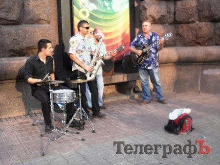 Про РОК, релігію та китайський ліхтарик: репортаж із концерту на честь 1025-річчя Хрещення Київської Русі