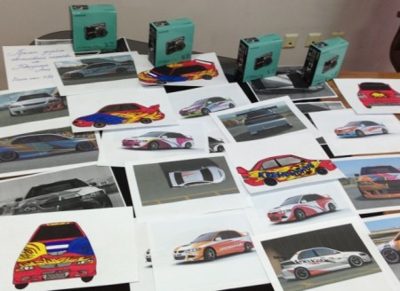 Кременчугский гонщик и нардеп Шаповалов выбрал лучшие эскизы для графического оформления своего спортивного автомобиля