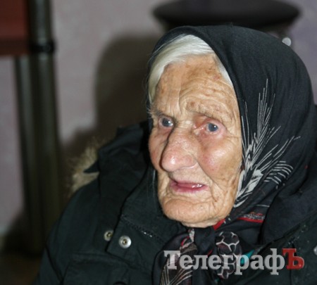 Бабушку Настю, которая прожила на вокзале неделю, забрали в больницу