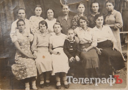 Життя «під німцями» і після визволення