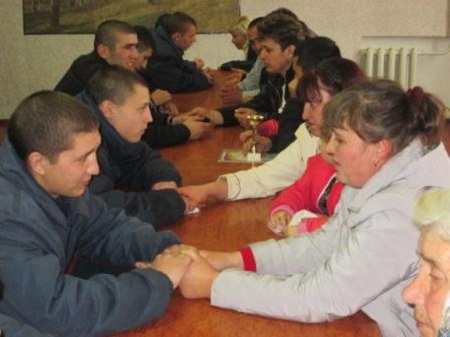 свидания с осужденными. осужденные родители. фсин детская колония. осужденные родители. осужденные родители.