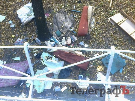 Приколы нашего городка: Осторожно! Летающая мебель!