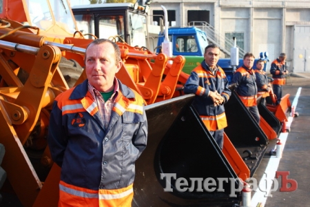 Мэр Кременчуга поставил коммунальщикам четверку за подготовку техники к зиме