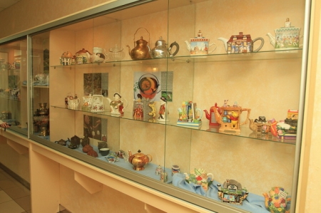 В Кременчуге открылась выставка чайников