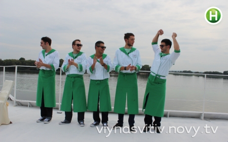 В Кременчуге Ольга Фреймут и Арам Мнацаканов стали мужем и женой. Смотрите  "Войну миров" 3 ноября