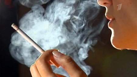 В Кременчуге осудили девушку, которая избила пенсионерку за замечание о курении в подъезде
