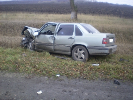 По дороге в Полтаву депутат кременчугского горсовета попал в ДТП: три человека в больнице