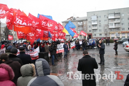«Удару» на митинге в Кременчуге яйца не понадобились