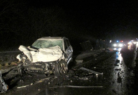 В ДТП под Полтавой погибли два человека, 8-травмировано