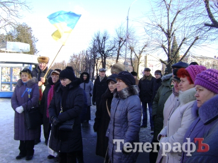 Кременчужанка считает, что Януковичу нужно помолиться вместе с народом на Майдане