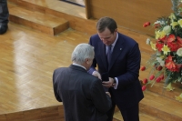 Педагогов Максака и Яшину наградили за заслуги перед Кременчугом