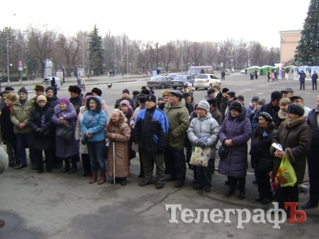 Активисты кременчугского Евромайдана хотят поколядовать у чиновников и депутатов