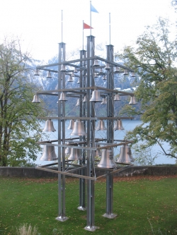 Швейцарія - країна гір, «пряничних будиночків» та… бункерів