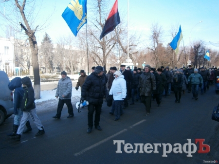 В Кременчуге народное вече утвердило создать отряд самообороны - сотню