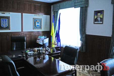 Первый вице-мэр Калашник переехал в несчастливый кабинет
