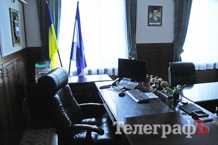 Первый вице-мэр Калашник переехал в несчастливый кабинет
