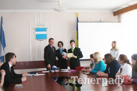 В Кременчуге студентам наконец-то выплатили стипендию горсовета