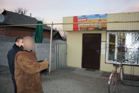 Кременчугские милиционеры задержали банду, которая грабила магазины