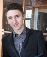 Кременчужанину из школы №10 Литвиненко жюри МАН аплодировало стоя