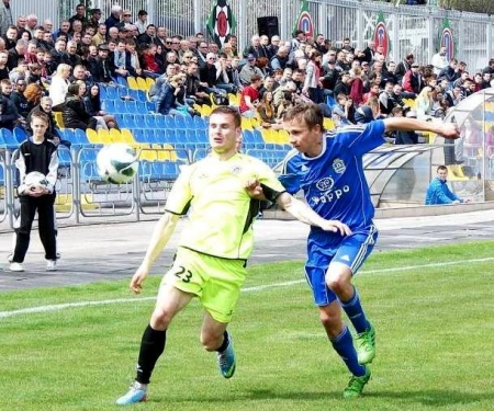 МФК «Кремень» расписал мировую с лидером