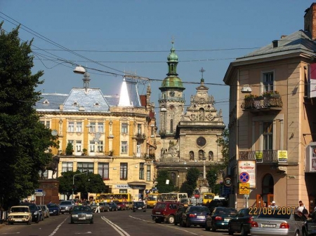 Майские праздники во Львове приглашает провести тур агентство «Сто дорог»