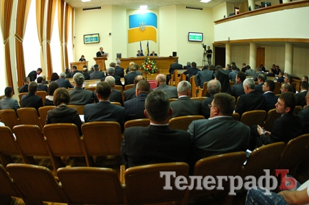 Кременчугские депутаты готовы высказать недоверие губернатору, «мальчишу-плохишу» Бугайчуку