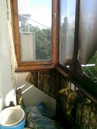 В кременчугской пятиэтажке горел балкон